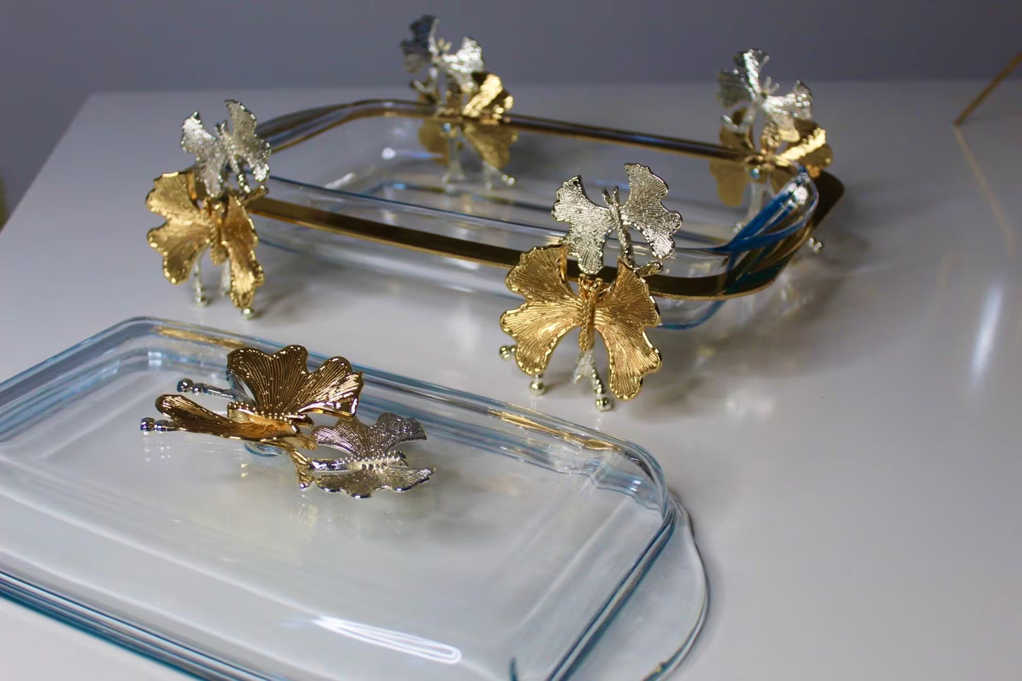 Luxury roasting dish with lid