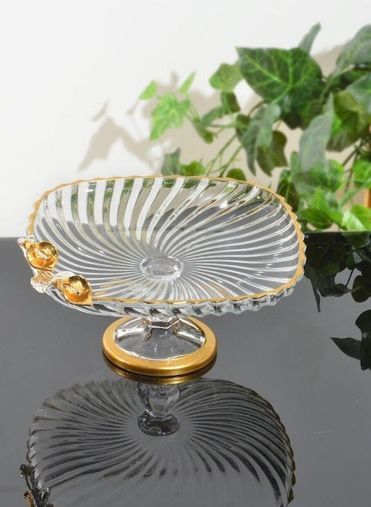 Glass serving dish / dessert stand