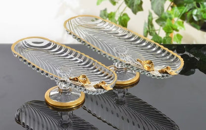 Glass serving dish / dessert stand