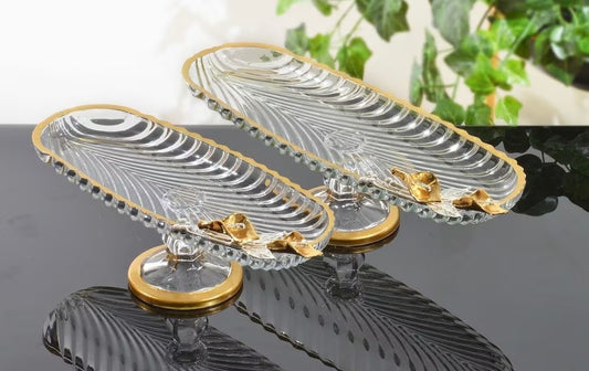 Glass serving dish / dessert stand