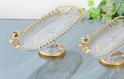 Glass serving dish / dessert stand