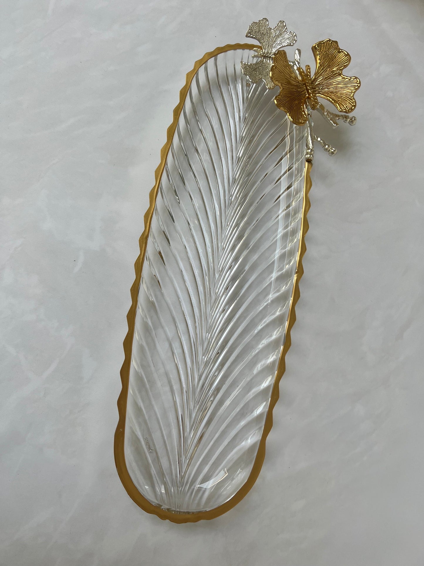 Glass serving dish