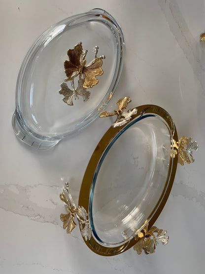 Roasting dish with lid